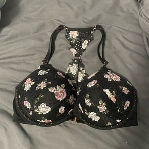 Victoria’s Secret Pink Lace Bralette